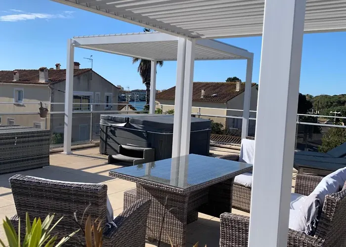 Villa L\'Amiraute