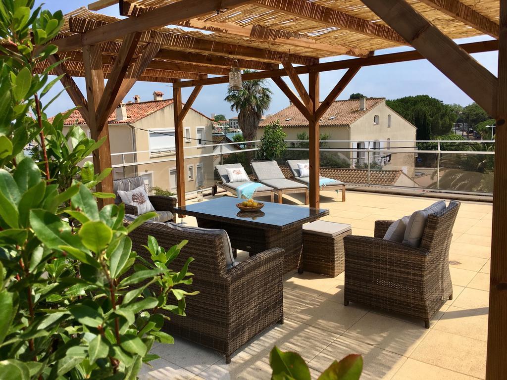 L'amiraute Apartment